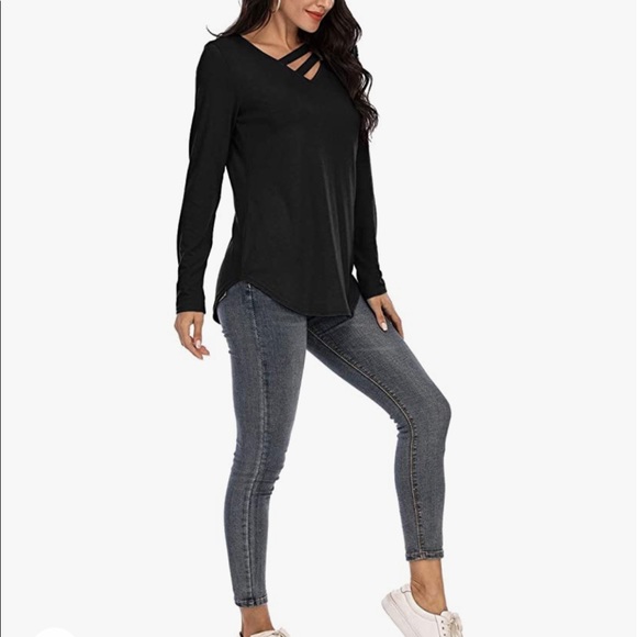 Beautiful woman long sleeve tops v neck loose fit - Picture 3 of 4